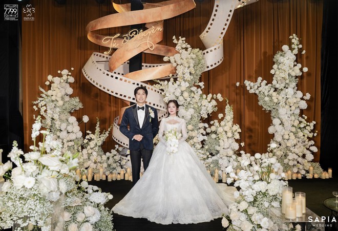 Ngọc Huyền liên tục khóc trong đám cưới với Đình Tú- Ảnh 5. Ngọc Huyền liên tục khóc trong đám cưới với Đình Tú- Ảnh 5.