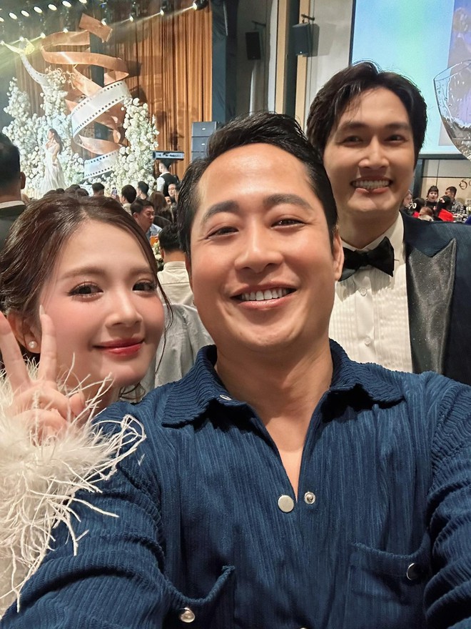 Ngọc Huyền liên tục khóc trong đám cưới với Đình Tú- Ảnh 1. Ngọc Huyền liên tục khóc trong đám cưới với Đình Tú- Ảnh 1.