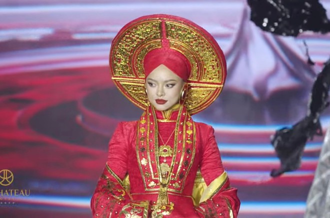 Mai Ngô dùng chiêu khi diễn áo tắm ở bán kết Miss Charm- Ảnh 15. Mai Ngô dùng chiêu khi diễn áo tắm ở bán kết Miss Charm- Ảnh 15.