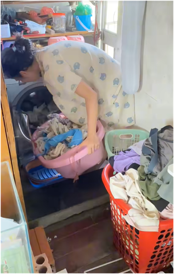 Bí mật của gia đình "3 đời ở phố cổ Hà Nội", được thừa kế căn nhà chưa đến 20m2- Ảnh 4. Bí mật của gia đình "3 đời ở phố cổ Hà Nội", được thừa kế căn nhà chưa đến 20m2- Ảnh 4.