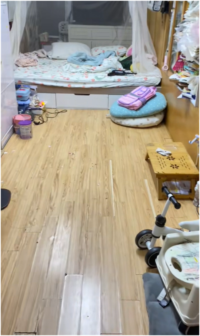 Bí mật của gia đình "3 đời ở phố cổ Hà Nội", được thừa kế căn nhà chưa đến 20m2- Ảnh 7. Bí mật của gia đình "3 đời ở phố cổ Hà Nội", được thừa kế căn nhà chưa đến 20m2- Ảnh 7.