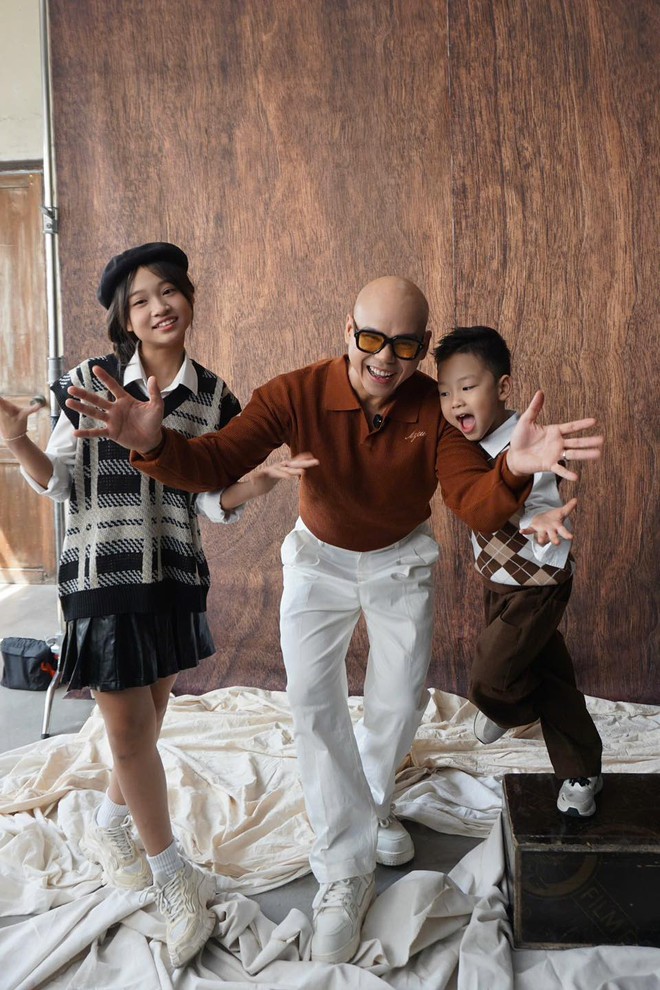 Con gái Phan Đinh Tùng: Mới 12 tuổi đã giành giải Nhất cuộc thi vẽ, tác phẩm được trưng bày tại bảo tàng danh giá nhất hành tinh- Ảnh 10. Con gái Phan Đinh Tùng: Mới 12 tuổi đã giành giải Nhất cuộc thi vẽ, tác phẩm được trưng bày tại bảo tàng danh giá nhất hành tinh- Ảnh 10.