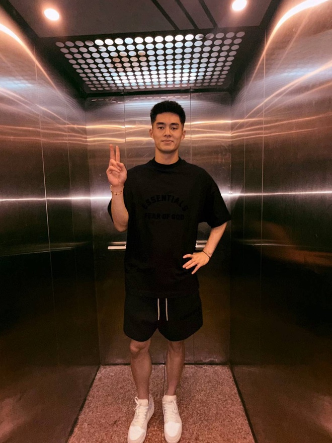 Chân dung thủ môn Việt cao 1m91 trong trận gặp Thái Lan- Ảnh 9. Chân dung thủ môn Việt cao 1m91 trong trận gặp Thái Lan- Ảnh 9.