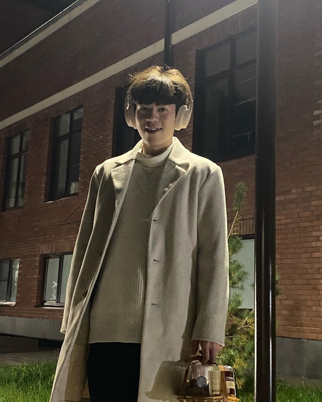 Đội h&igrave;nh U22 Việt Nam "xả vai" cầu thủ: N&oacute;i l&agrave; diễn vi&ecirc;n hay người mẫu chắc cũng tin!- Ảnh 20.