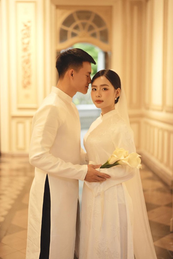 Chuyện t&igrave;nh y&ecirc;u xa 1.700km của "người h&ugrave;ng" Thanh Nh&agrave;n v&agrave; g&aacute;i đẹp T&acirc;y Ninh: Cưới về nịnh vợ "n&eacute;t như Sony"- Ảnh 4.