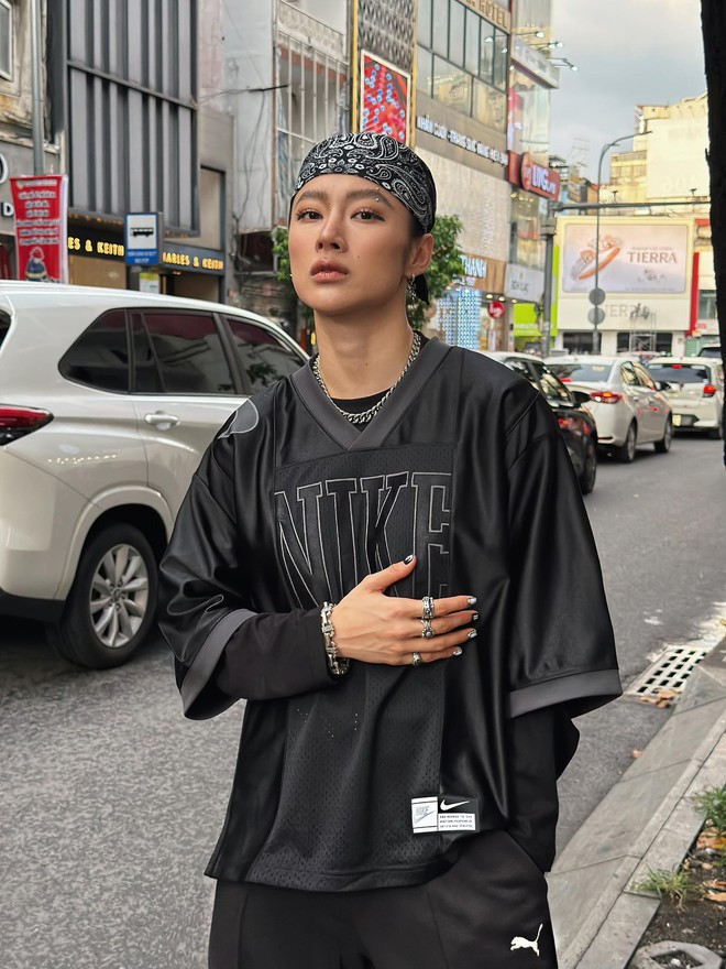 Năm 2025: Hành trình phá sạch tính nữ của Angela Phương Trinh- Ảnh 16. Năm 2025: Hành trình phá sạch tính nữ của Angela Phương Trinh- Ảnh 16.