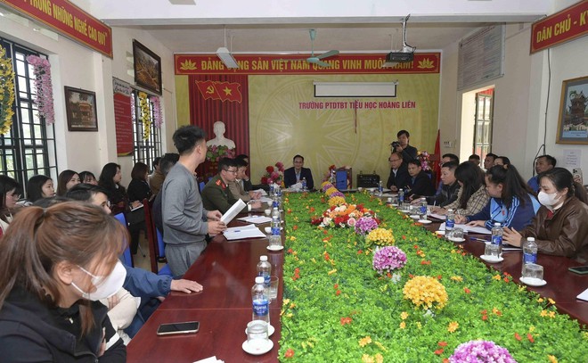Vụ phụ huynh cho con nghỉ học ở Lào Cai: Không di dời học sinh sang địa điểm khác- Ảnh 2.