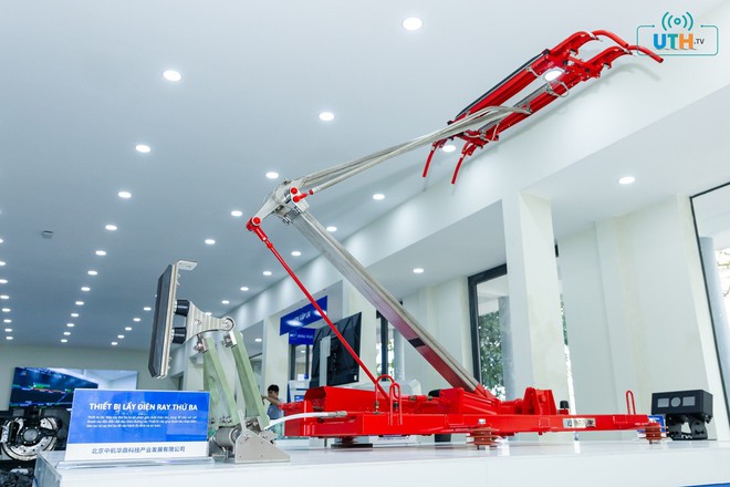 Trường ĐH đầu ti&ecirc;n đưa ph&ograve;ng m&ocirc; phỏng đường sắt tốc độ cao v&agrave;o đ&agrave;o tạo- Ảnh 8.