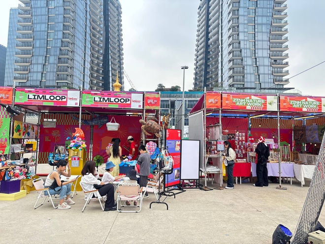 C&ocirc;ng vi&ecirc;n bờ s&ocirc;ng S&agrave;i G&ograve;n đ&atilde; vui nay c&ograve;n &ldquo;b&ugrave;ng nổ&rdquo; hơn với Tết Festival cực ho&agrave;nh tr&aacute;ng m&agrave; bất cứ ai cũng kh&ocirc;ng thể bỏ lỡ- Ảnh 7.