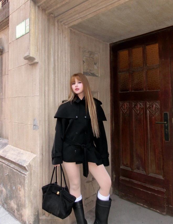 Vắng Gil Lê, Xoài Non biến thành Lisa lúc nào không hay- Ảnh 1. Vắng Gil Lê, Xoài Non biến thành Lisa lúc nào không hay- Ảnh 1.