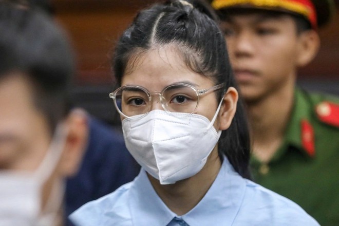 Một năm bão tố của Trương Ngọc Ánh, Thùy Tiên- Ảnh 9. Một năm bão tố của Trương Ngọc Ánh, Thùy Tiên- Ảnh 9.