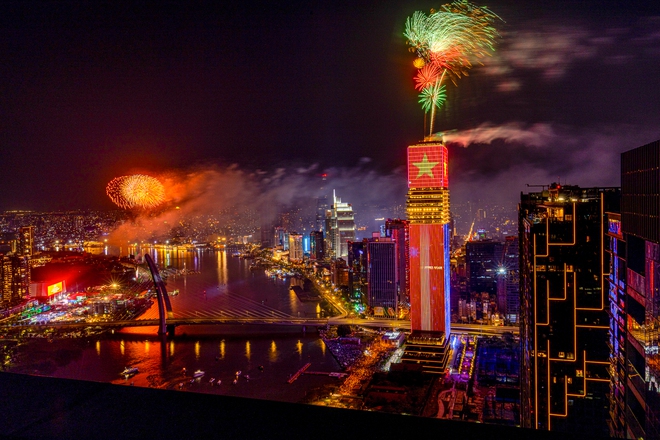 Pháo hoa rực sáng bầu trời, chào 2026!- Ảnh 18.