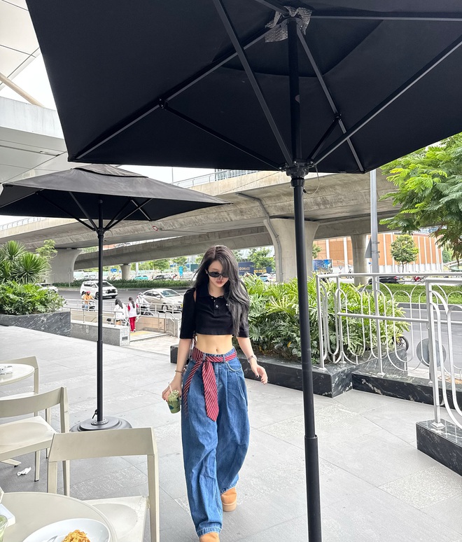 Đôi chân vô lý của Linh Ka- Ảnh 9. Đôi chân vô lý của Linh Ka- Ảnh 9.