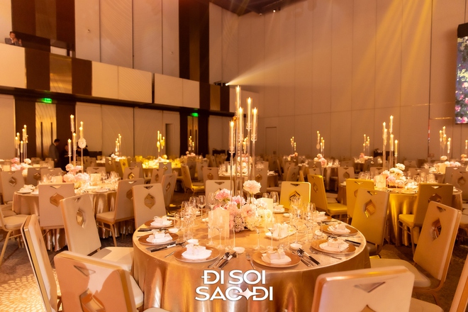 Trọn vẹn siêu lễ cưới của Tiên Nguyễn và chồng gốc Dubai: Dâu rể gấp đôi visual, gia đình tỷ phú đến dàn khách mời "quá vuýp"!- Ảnh 38. Trọn vẹn siêu lễ cưới của Tiên Nguyễn và chồng gốc Dubai: Dâu rể gấp đôi visual, gia đình tỷ phú đến dàn khách mời "quá vuýp"!- Ảnh 38.
