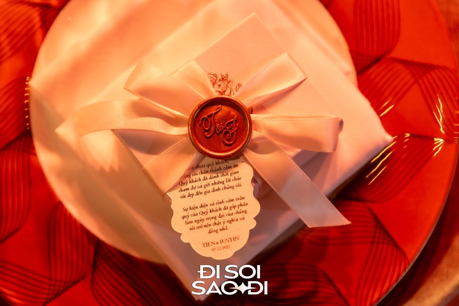 Trọn vẹn siêu lễ cưới của Tiên Nguyễn và chồng gốc Dubai: Dâu rể gấp đôi visual, gia đình tỷ phú đến dàn khách mời "quá vuýp"!- Ảnh 40. Trọn vẹn siêu lễ cưới của Tiên Nguyễn và chồng gốc Dubai: Dâu rể gấp đôi visual, gia đình tỷ phú đến dàn khách mời "quá vuýp"!- Ảnh 40.