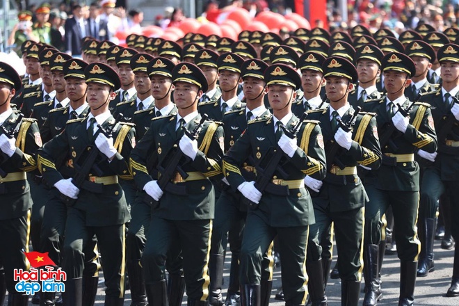 Tuyệt đối mãn nhãn với những "họa tiết sống" độc bản từ các khối diễu binh, diễu hành trong buổi tổng duyệt đại lễ 30/4- Ảnh 11.