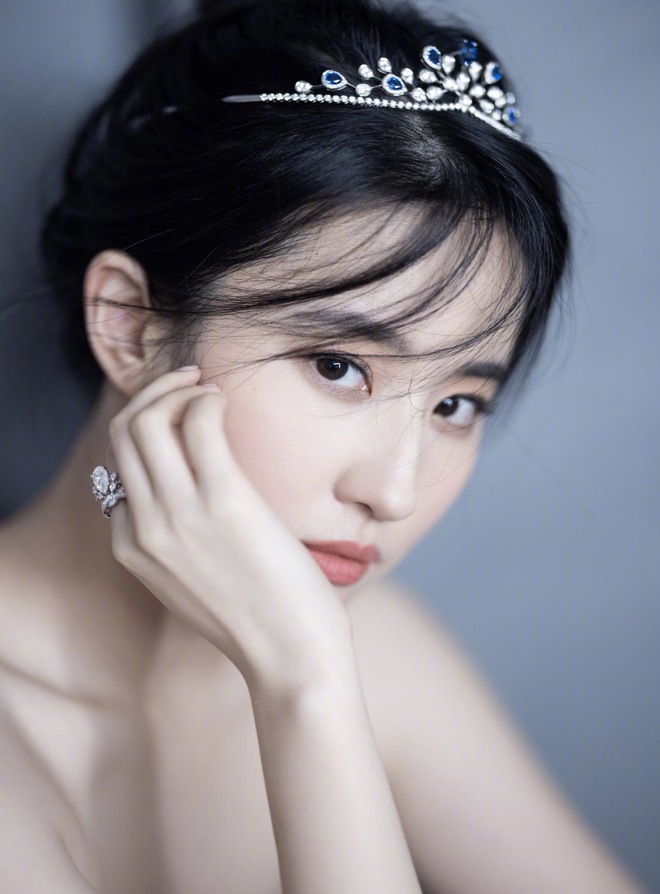 "Thần tiên tỷ tỷ" Lưu Diệc Phi hay bị soi đủ thứ, riêng có điểm này lại không chê vào đâu được- Ảnh 9.