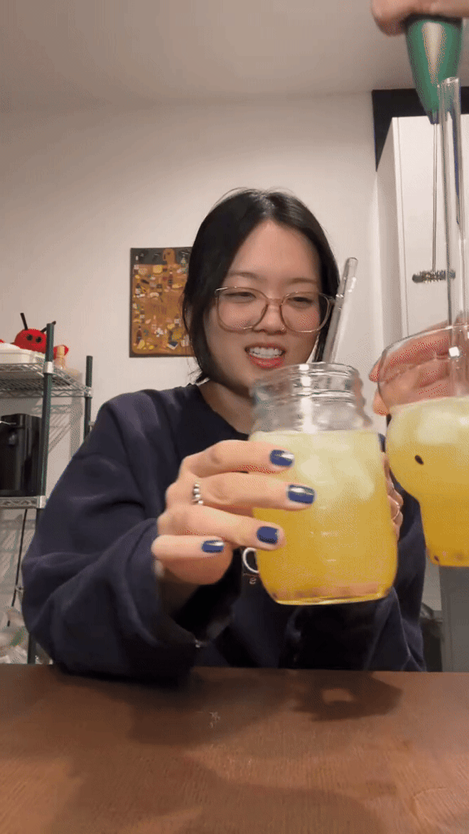 Top mỹ nhân mặt mộc Cbiz đều uống nước màu vàng óng mỗi ngày: Là "thần dược" chống lão hóa tự nhiên, chợ Việt luôn sẵn- Ảnh 14. Top mỹ nhân mặt mộc Cbiz đều uống nước màu vàng óng mỗi ngày: Là "thần dược" chống lão hóa tự nhiên, chợ Việt luôn sẵn- Ảnh 14.