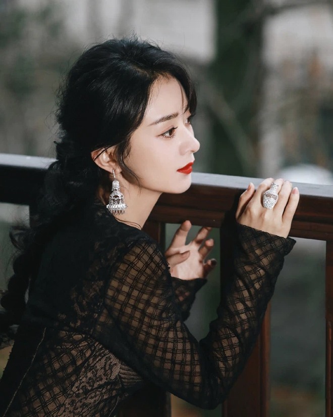 Những chiếc mũi khiến visual thăng hoa của dàn mỹ nhân Hoa ngữ, 1 nhân vật gây tranh cãi- Ảnh 13.