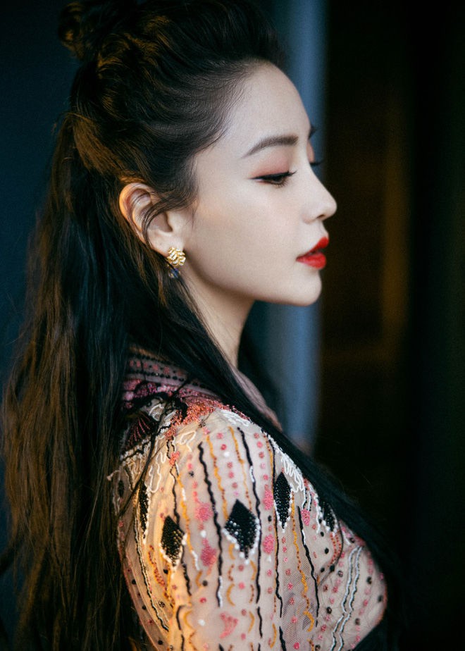 Những chiếc mũi khiến visual thăng hoa của dàn mỹ nhân Hoa ngữ, 1 nhân vật gây tranh cãi- Ảnh 14.
