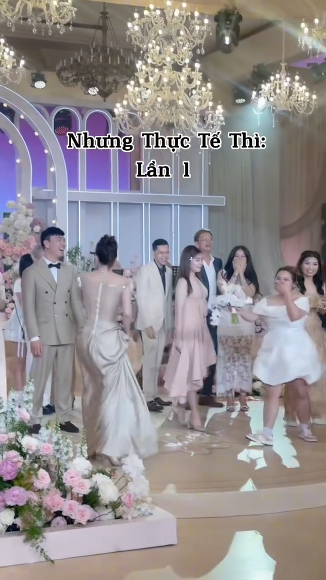 Sự thật màn bắt hoa cưới tại hôn lễ Hồ Quỳnh Hương: Lộ clip "cơ cấu", một người đẹp hint chuẩn bị lên xe hoa?- Ảnh 2.