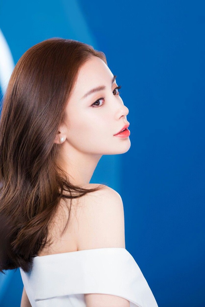Những chiếc mũi khiến visual thăng hoa của dàn mỹ nhân Hoa ngữ, 1 nhân vật gây tranh cãi- Ảnh 3.