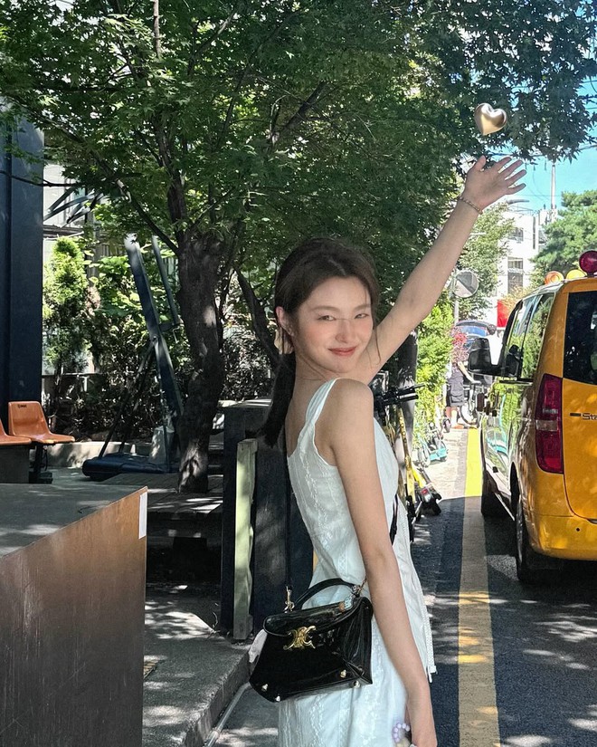 “Bạn gái” Trương Lăng Hách từng bị chê tơi tả vì ngoại hình, giờ lại được dân tình bênh vực vì nhiều điểm khác biệt- Ảnh 23.