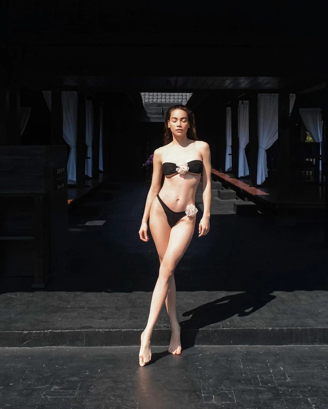 Nửa thập kỉ trôi qua, Hồ Ngọc Hà diện bikini vẫn cứ "đỉnh nóc, kịch trần"!- Ảnh 10.