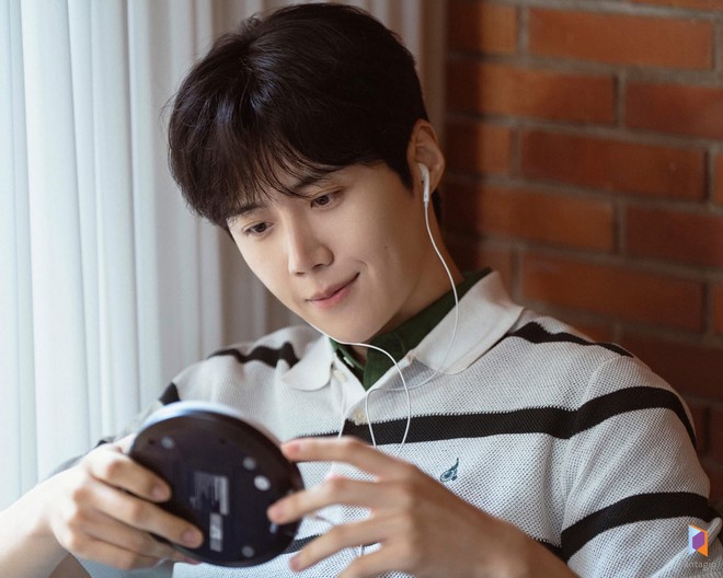 Kim Seon Ho tạo trend khắp châu Á nhưng lần đầu làm 1 việc: Đẹp trai nhưng luống cuống như nhân viên mới tan ca- Ảnh 12.