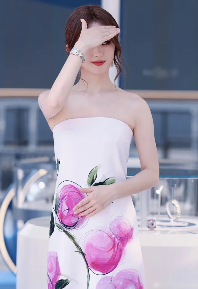Triệu Lệ Dĩnh bị chê