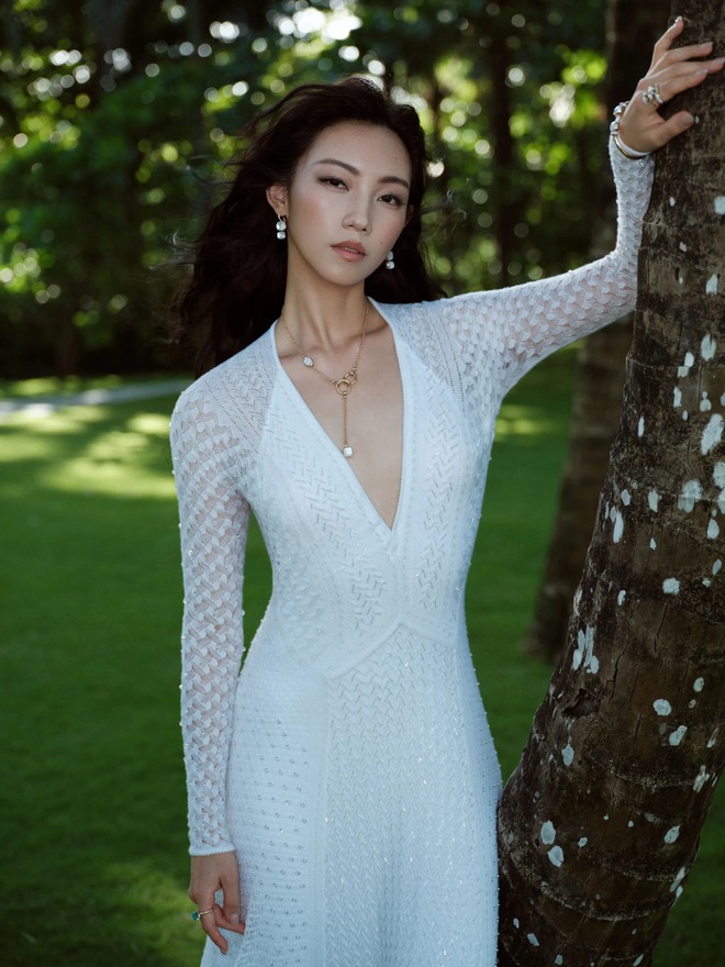 Diễn biến vụ nữ diễn viên bị cấm sóng- Ảnh 1.