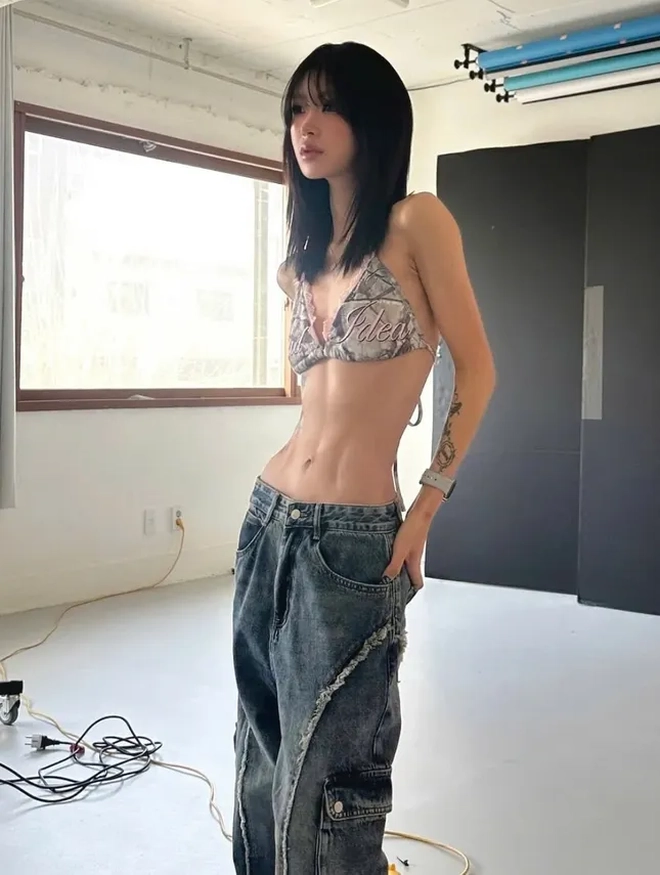 Thân hình “da bọc xương” của con gái Choi Jin Sil- Ảnh 2.