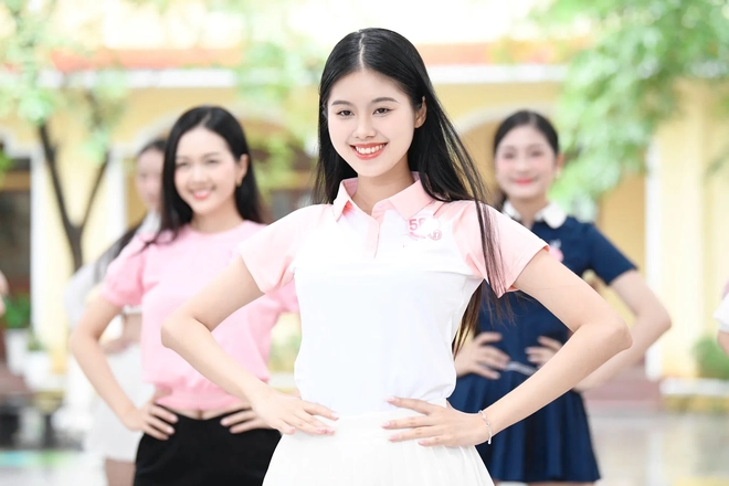Mặt mộc của thí sinh Hoa hậu Việt Nam
