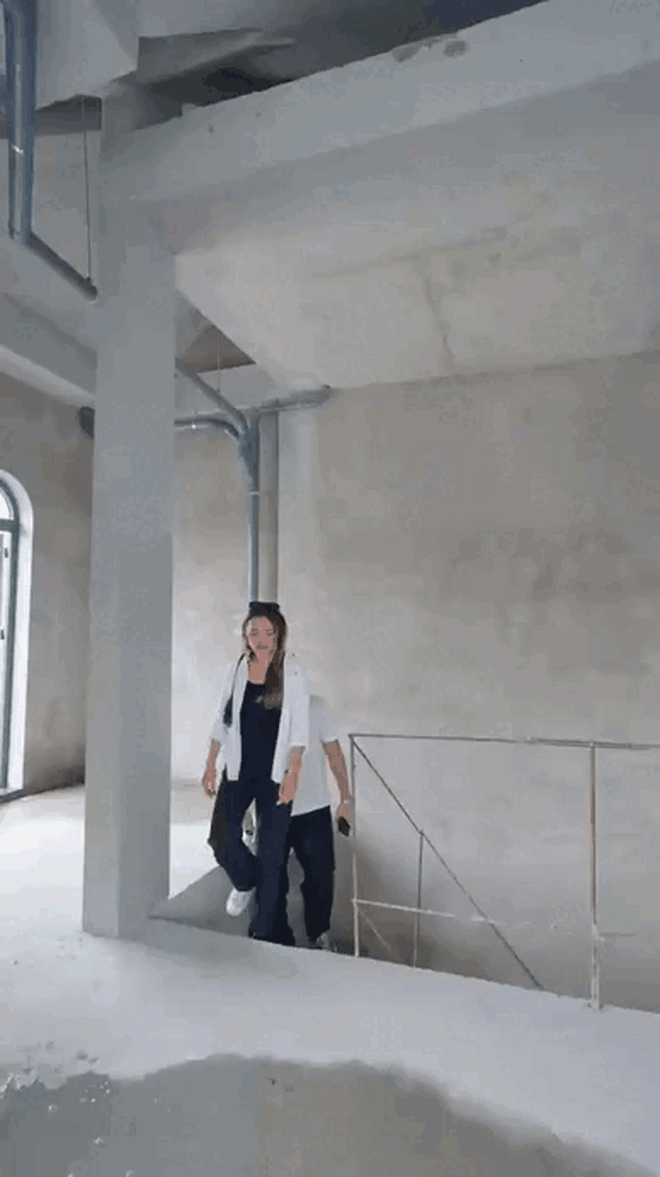 Cặp đôi 290 triệu like khoe biệt thự 180m², chưa decor gì vẫn hút hơn 3 triệu người xem- Ảnh 10.