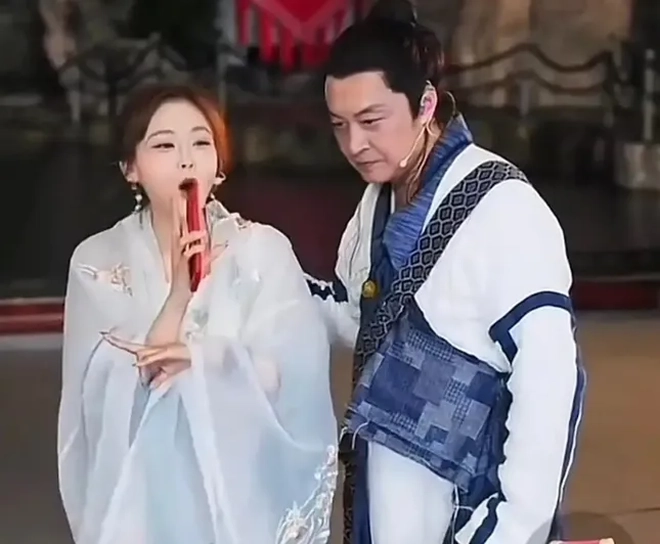"Trương Vô Kỵ" Mã Cảnh Đào ngã gục- Ảnh 1.