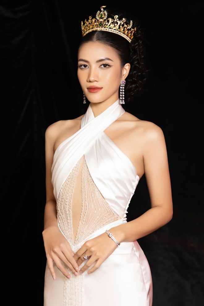 1 Á hậu Việt 2k1 trượt tay khỏi vương miện vì lộ chuyện sắp lấy chồng?- Ảnh 2.