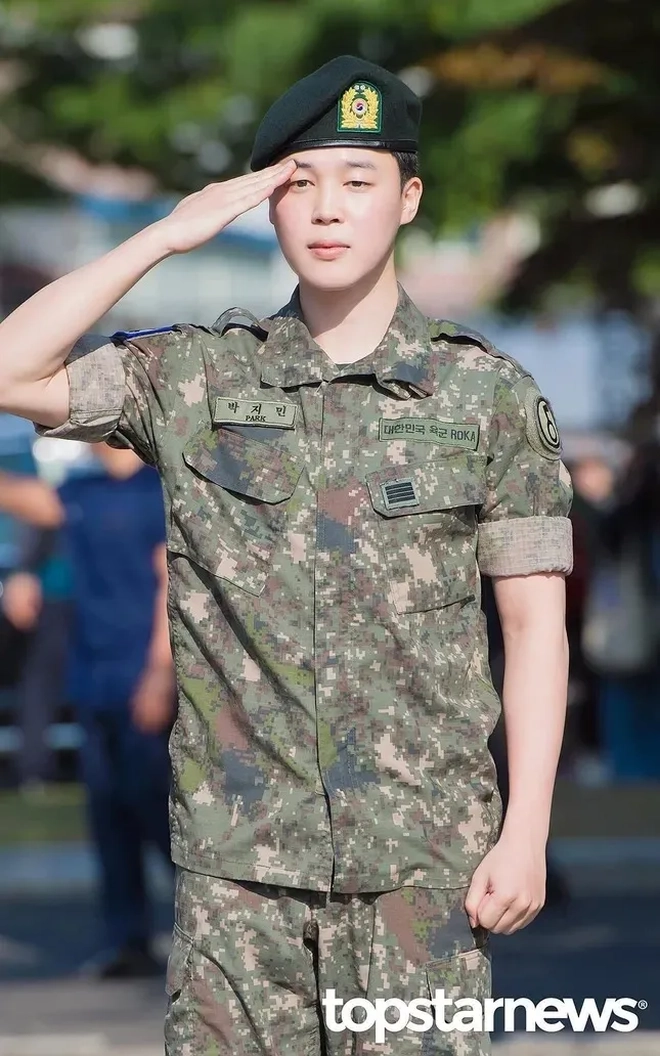 Mạng xã hội chia rẽ vì Jimin và Jungkook (BTS) đến Đà Nẵng- Ảnh 2.