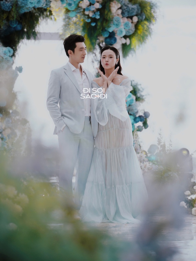 "Tiệc cưới lần 2" của Midu: Cặp đôi phát "vũ trụ cẩu lương", thiếu gia Minh Đạt si mê vợ ra mặt!- Ảnh 6.