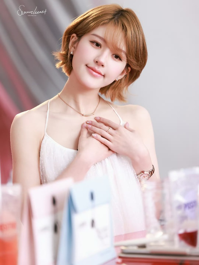 Triệu Lộ Tư tươi tỉnh đến khó tin sau lời đồn phong sát: Lâu lắm mới thấy mắt Tiểu Hoa long lanh thế này- Ảnh 6.