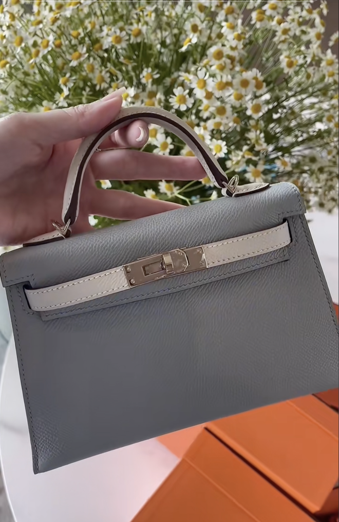 Trước khi được chồng tặng cùng lúc 2 chiếc Birkin tiền tỷ, Midu đã có sẵn bộ sưu tập Hermès khủng- Ảnh 11.