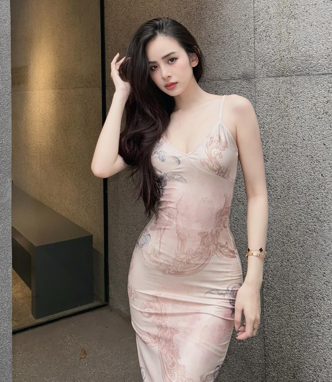 Mỹ nhân 2k2 bước vào hào môn đang gây sốt: Body siêu thực với đôi "kiếm Nhật" thon dài- Ảnh 14.
