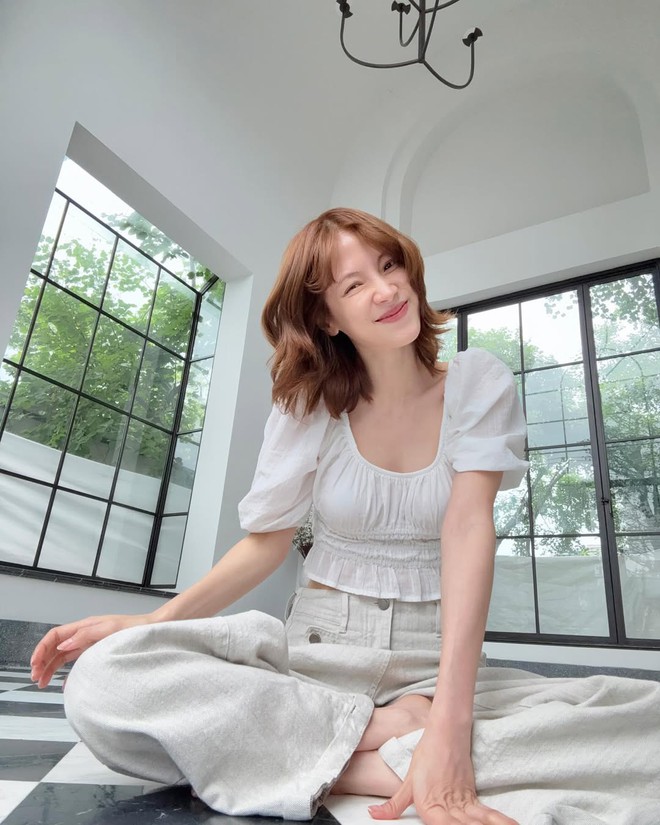 "Bông hồng" được săn đón nhất đất Thái tậu biệt thự gây sốt: Đẹp từng centimet, sống ảo cả ngày không chán- Ảnh 4.