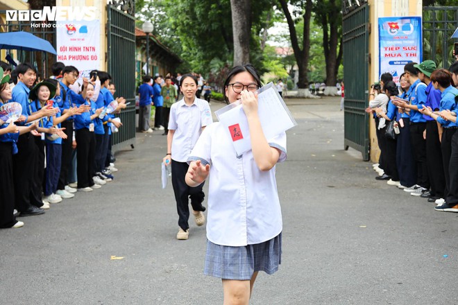 "Trúng tủ đề", thí sinh viết liền 8 trang giấy, nắm chắc 8 điểm trong tay- Ảnh 7.