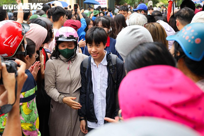 "Trúng tủ đề", thí sinh viết liền 8 trang giấy, nắm chắc 8 điểm trong tay- Ảnh 11.