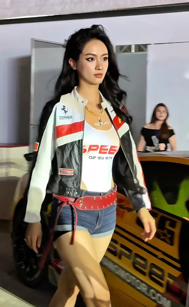 Màn catwalk thị phi của Kỳ Duyên: Thua 1 mỹ nhân từng xếp sau mình- Ảnh 5. Màn catwalk thị phi của kỳ duyên