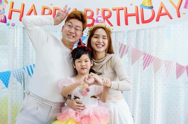 Nhạc sĩ nổi tiếng từng 2 lần mổ não, 5 năm sống như người thực vật giờ ra sao?- Ảnh 4. Nhạc sĩ nổi tiếng từng 2 lần mổ não, 5 năm sống như người thực vật giờ ra sao?- Ảnh 4.