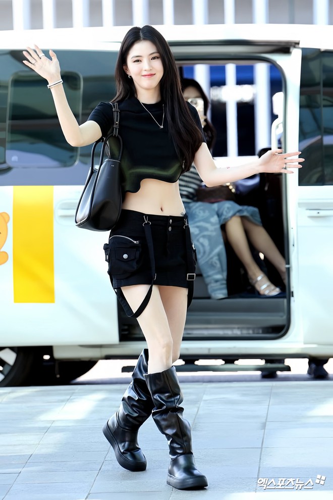 Han So Hee xoay fan quá trời, một lỗi nhỏ để lộ tình trạng dạo này- Ảnh 10. Han So Hee xoay fan quá trời, một lỗi nhỏ để lộ tình trạng dạo này- Ảnh 10.