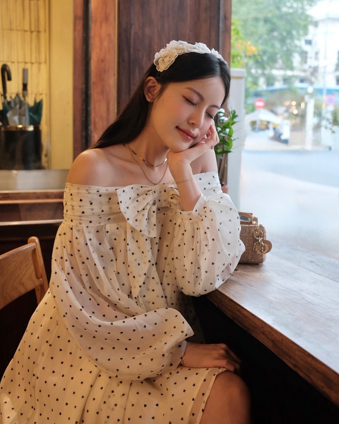 Bạn gái HIEUTHUHAI đổi style, dân tình đua nhau nhắc lại drama cũ- Ảnh 9. Bạn gái HIEUTHUHAI đổi style, dân tình đua nhau nhắc lại drama cũ- Ảnh 9.