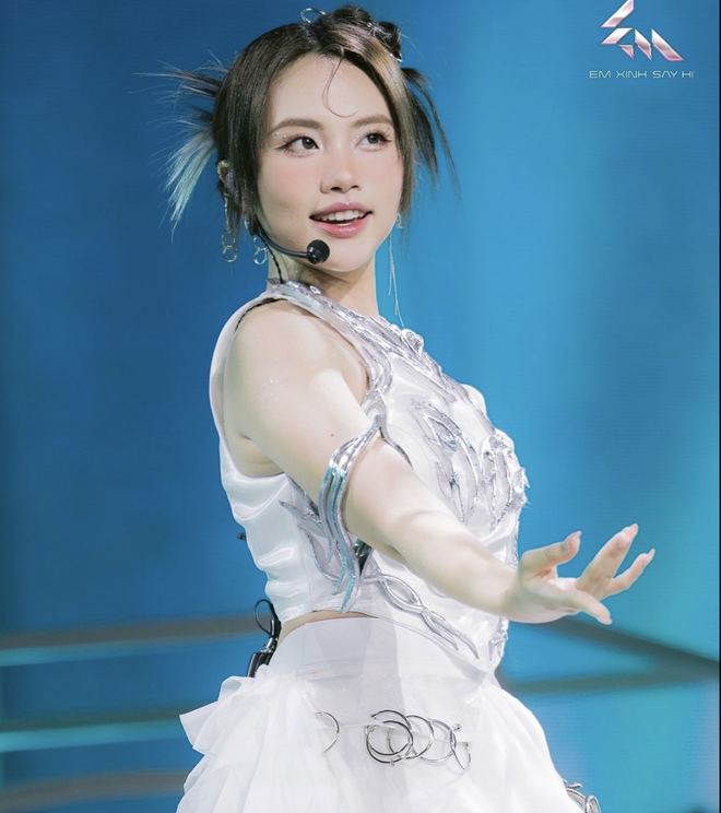 Phương Mỹ Chi sống trong nỗi ám ảnh- Ảnh 14.