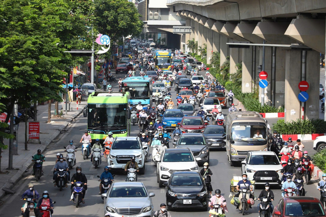 Du lịch Hà Nội thế nào khi xe máy chạy xăng bị cấm từ vành đai 1?- Ảnh 18.